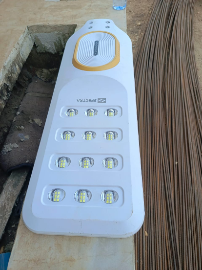 CC400W
